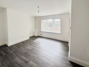 Lounge- click for photo gallery